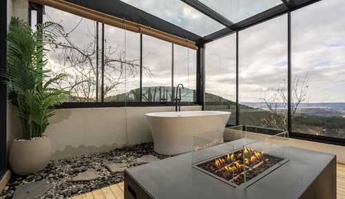 Vip Dlx Sky With Bathtub 7