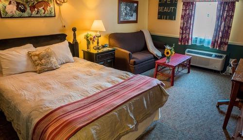 Room (The Bunk)
