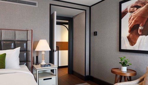 Deluxe Suite, 1 King Bed