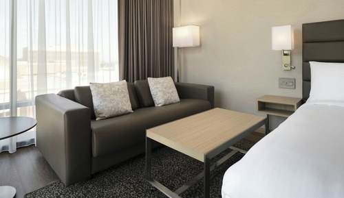 Premium Suite, 1 Bedroom, Non Smoking (Mobility Accessible, Roll-in Shower)
