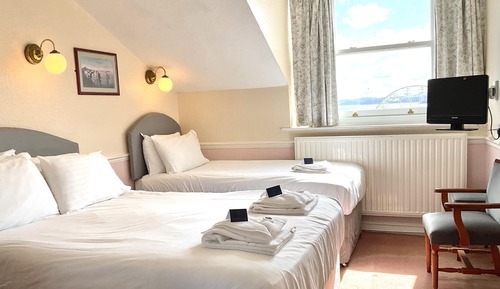 Family Room, Multiple Beds, Sea View
