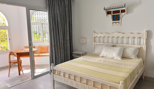 Deluxe Double Room, Garden Area