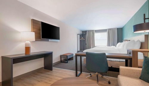 Classic Room, 2 Queen Beds, Non Smoking