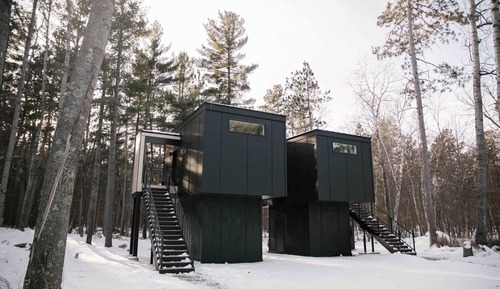 Cedar Cabin Treehouse (Forestview)