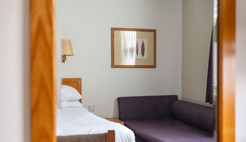 Classic Room, Multiple Beds, Non Smoking