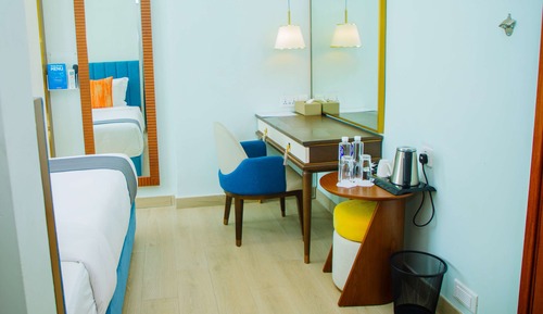 Suite, 1 King Bed, Non Smoking (Living Room;Presidential)