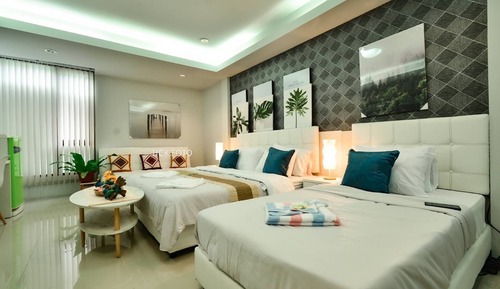 Deluxe Triple Room