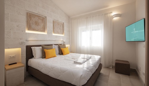 Grand Suite, 1 Bedroom, Garden View, Beachside