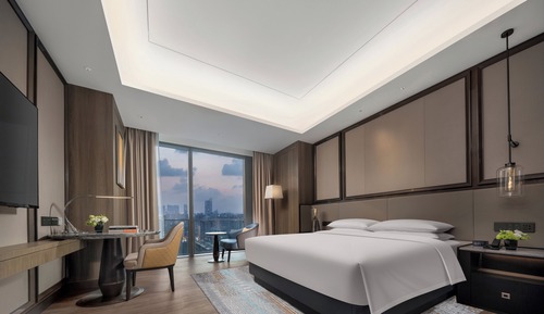 Standard Room, 1 King Bed