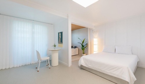 Room (Platonic)