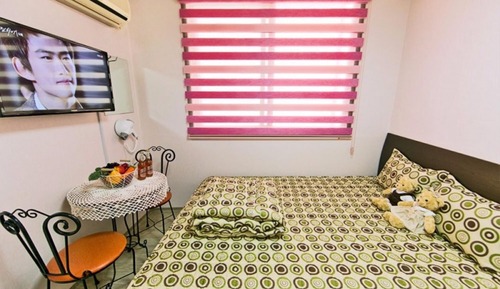 Room (bed room 2)