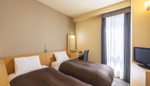 Economy Twin Room, Smoking