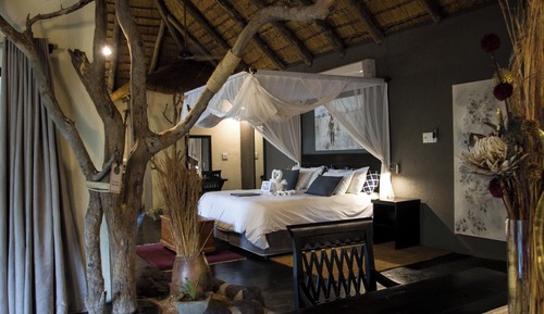 Honeymoon Suite, Private Pool, River View