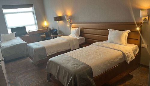 Deluxe Room, 2 Twin Beds, Mobility Accessible