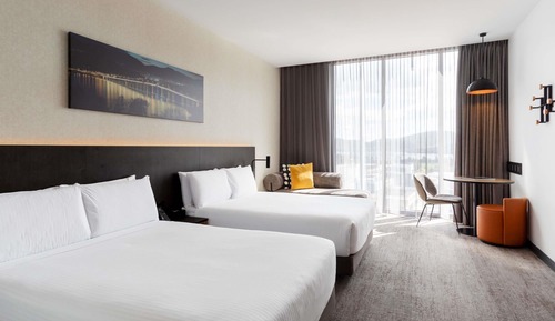 Deluxe Room, 2 Double Beds, Harbor View