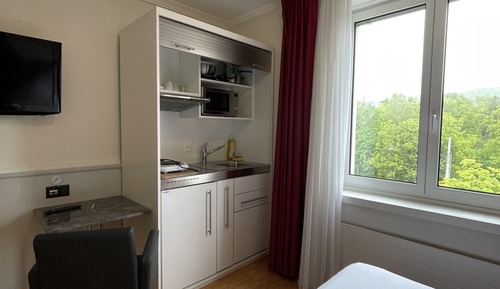 Standard Triple Studio