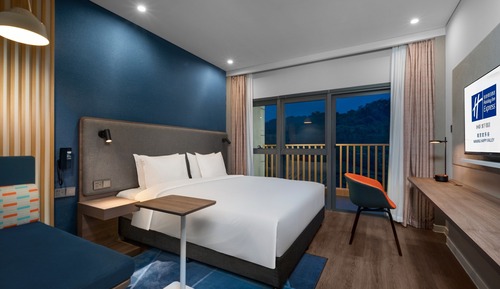 Standard Room, 1 King Bed