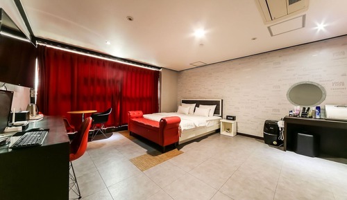 Room (Standard room)