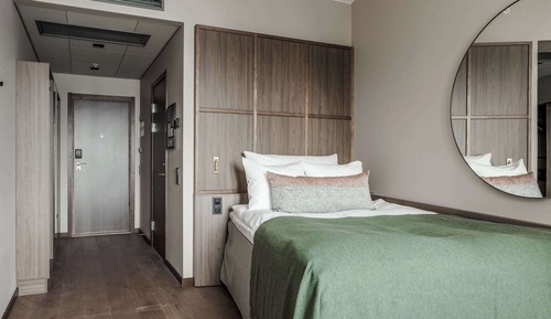 Double Room (Compact)