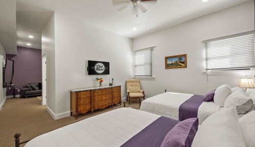 Double Room, 2 Queen Beds