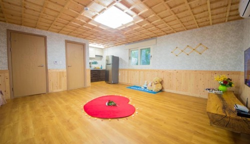 Room (Evening Sunset)