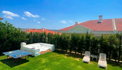 Deluxe Room, 1 Queen Bed, Balcony