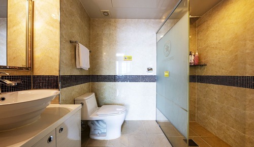 Room (Ondol Room)
