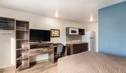 Standard Room, 1 Queen Bed, Non Smoking