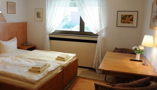 Double or Twin Room, Ensuite (Einfaches 2-Bettzimmer)