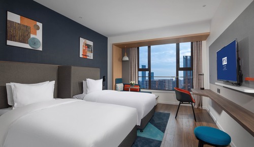 Standard Room, 2 Twin Beds, City View
