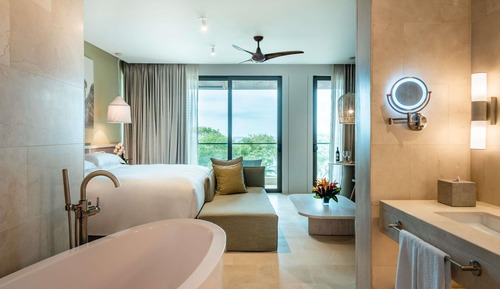 Junior Suite, 1 King Bed