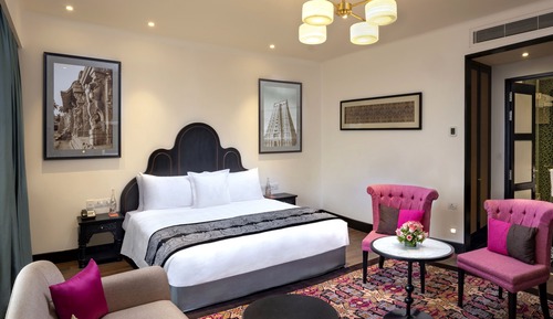 Suite, 1 King Bed (Junior Suite)