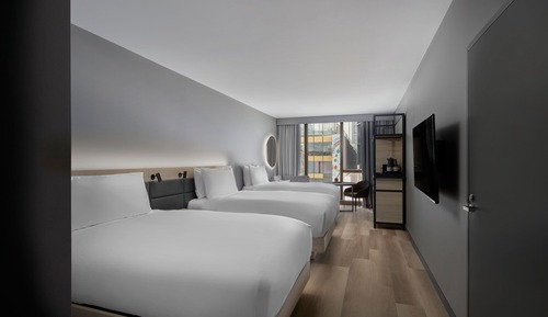 Deluxe Room, 3 Twin Beds, Non Smoking