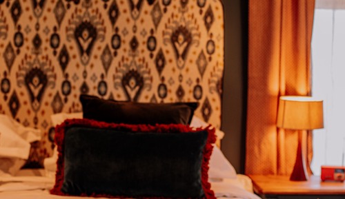 Luxury Cottage, Private Bathroom, Valley View