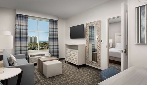 Room, 1 King Bed (Hearing, Partial Gulf View)