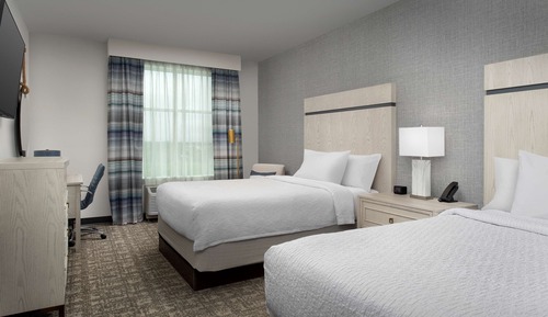 Suite, 2 Queen Beds, Partial Ocean View