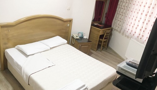 City Triple Room