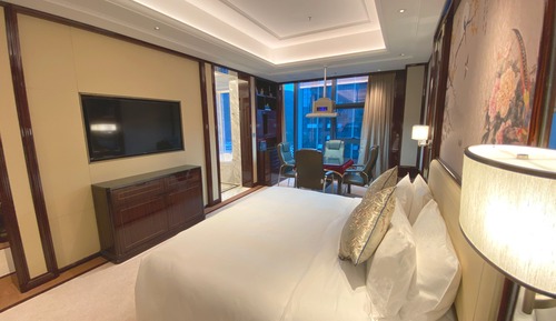 Room, 1 King Bed, Smoking (Efficiency)