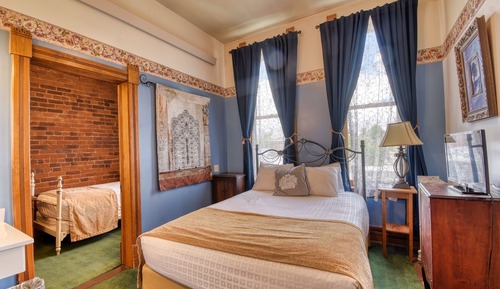Junior Suite, Multiple Beds