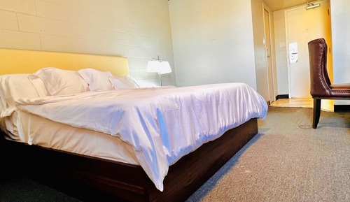 Comfort Room, 1 King Bed