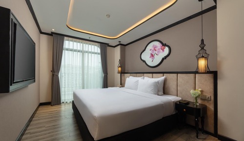 Presidential Studio Suite