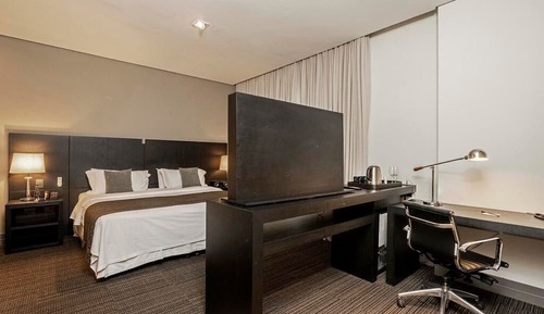 Manhattan by ¼ UmQuarto.