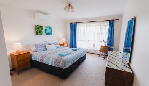 Family House, 5 Bedrooms, Balcony, Lake View