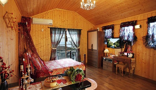 Room (Donkkum)