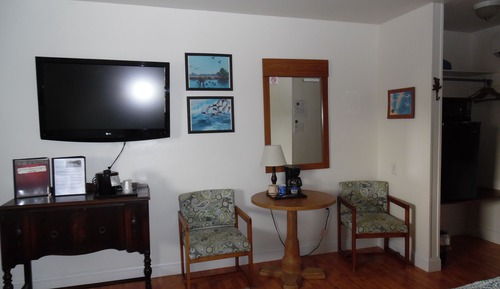 Standard Double Room, 2 Double Beds, Non Smoking (Pet Friendly)