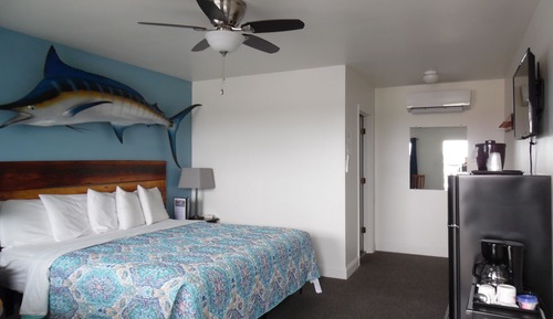 Comfort Room, 1 King Bed, Non Smoking (7)