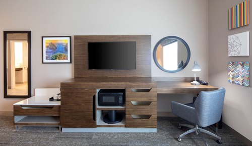 Room, 1 King Bed, Accessible, Bathtub (Mobilty & Hearing)