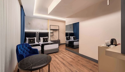 Junior Suite, 2 Double Beds, Non Smoking