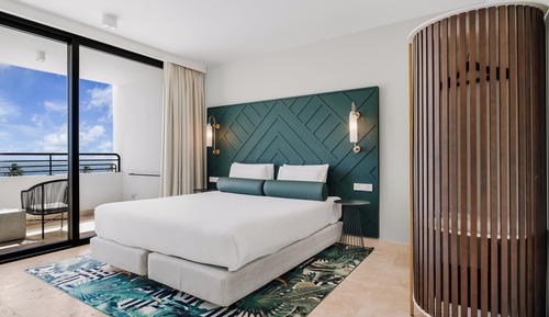 Suite, 1 King Bed