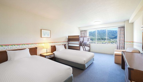 Classic Room with 2 single beds and 1 sofa bed, Mountain view